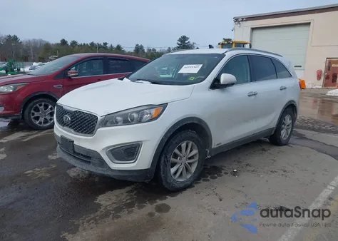 2016 Kia Sorento 2.4L Lx z USA, uszkodzony, nr VIN 5XYPGDA36GG027864